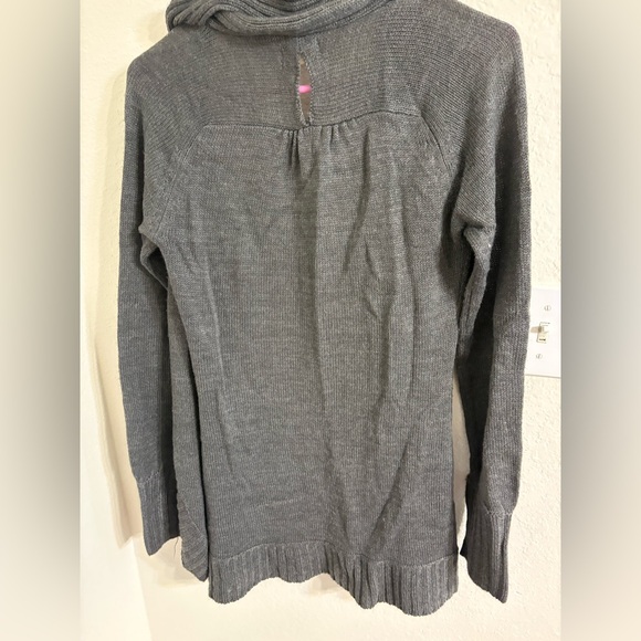 Allison Brittney Gray Cardigan Sweater; NWOT. - Picture 7 of 10